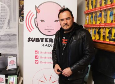El cantautor Ismael Serrano habla sobre conflictos sociales en Truco o trato con Víctor Lenore