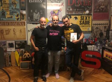 Casa Cavestany: “Tupés en crecimiento” con Iñaki López y Edi Clavo