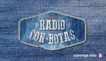 Radio con botas: Cuero y encaje